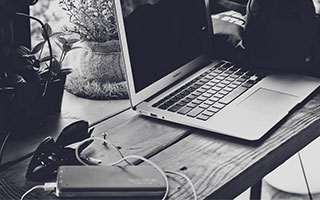 股票国内交易:买300股票的开户条件-央企强强联手！中石油拟向中移动无偿划转5.41亿股：拓宽合作领域 实现优势互补